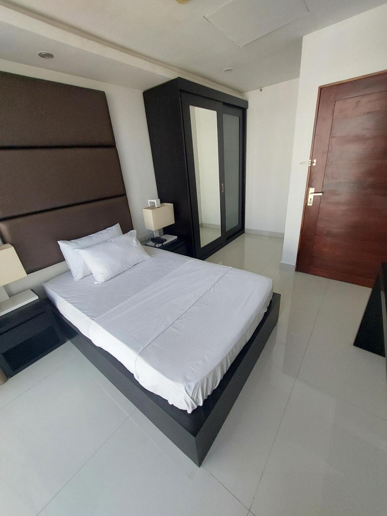 Apartment Ceylon Apartments - Platinum One Suites