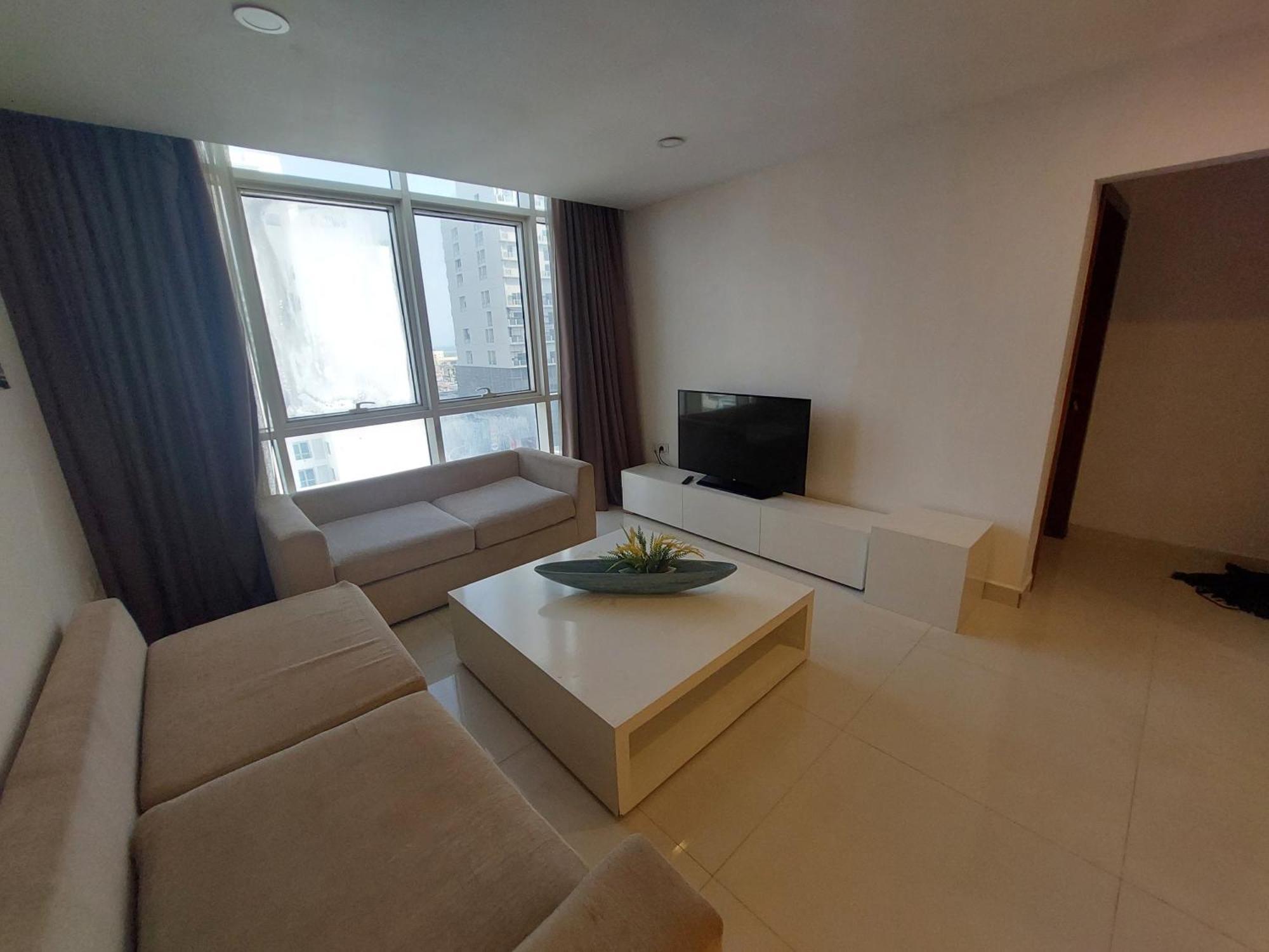 Ceylon Apartments - Platinum One Suites Apartment
