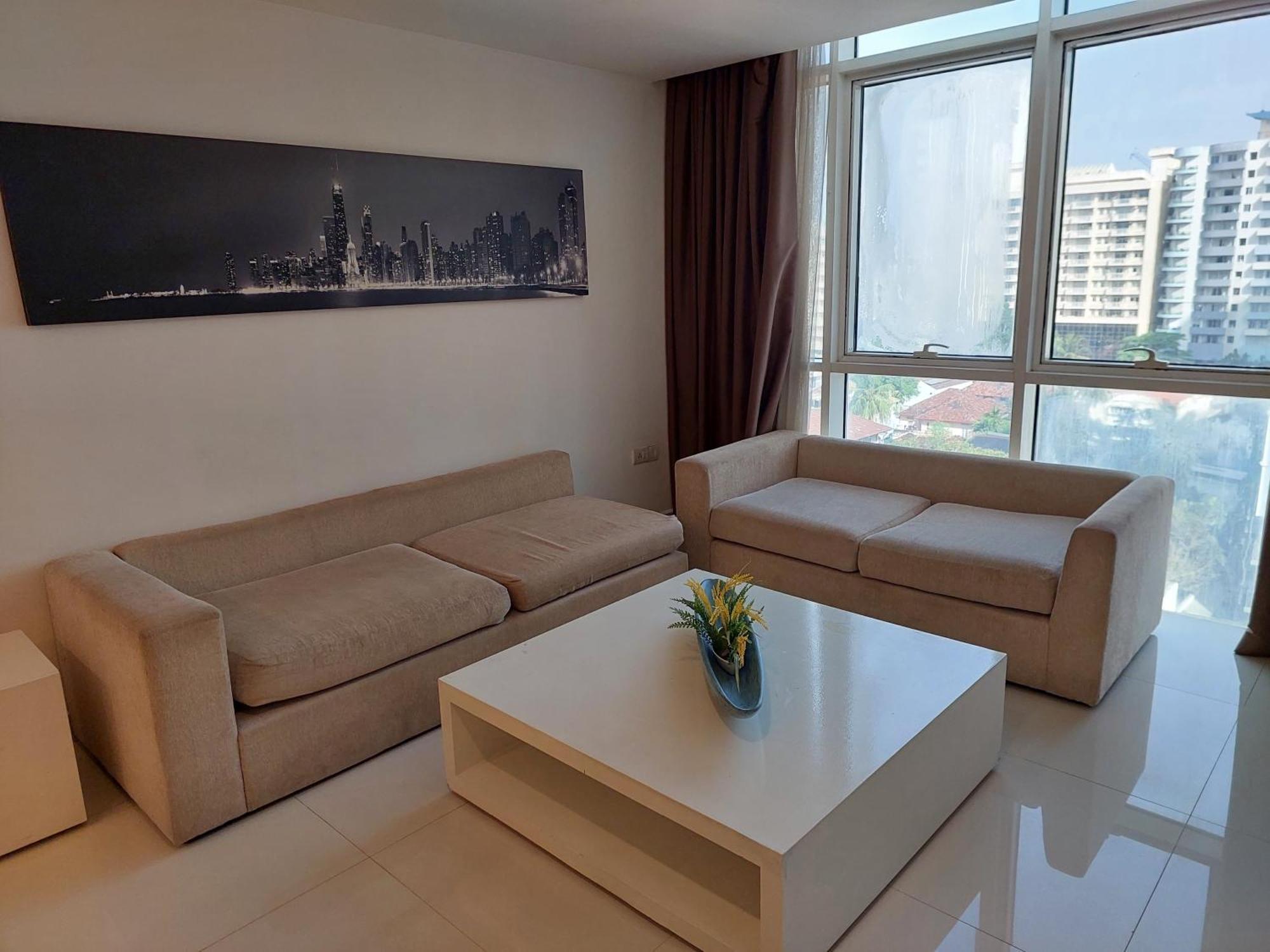 Ceylon Apartments - Platinum One Suites *