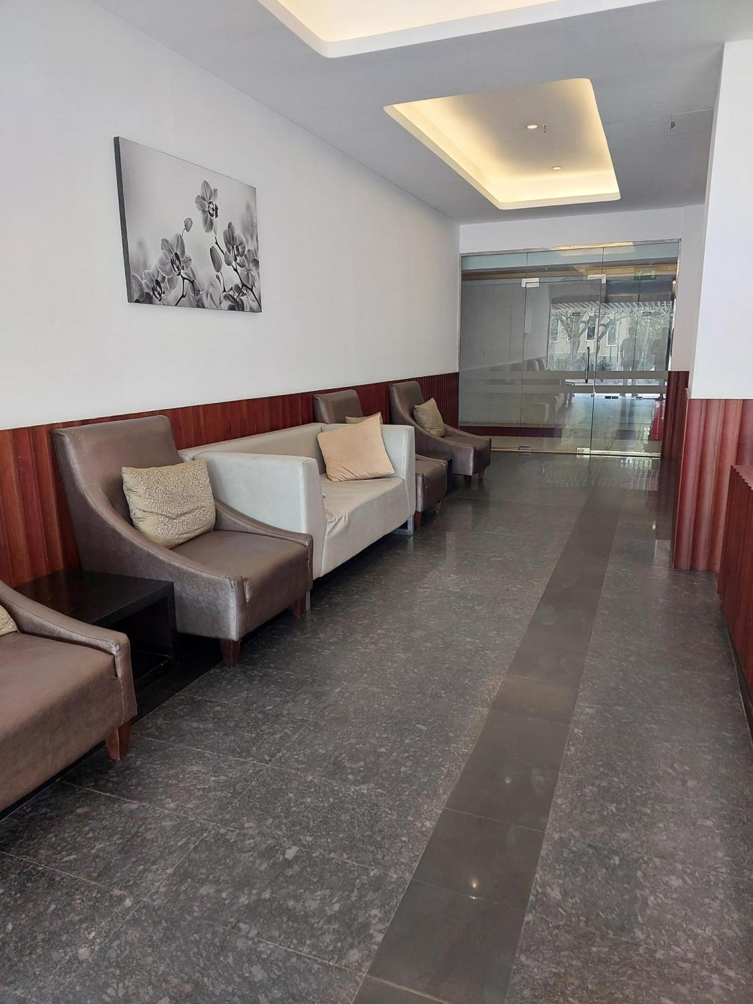 Ceylon Apartments - Platinum One Suites * Colombo