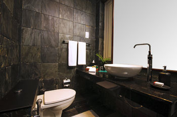 Ocean Edge & 4* Colombo
