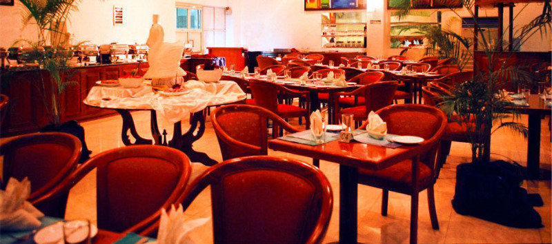 Global Towers & Hotel 4*