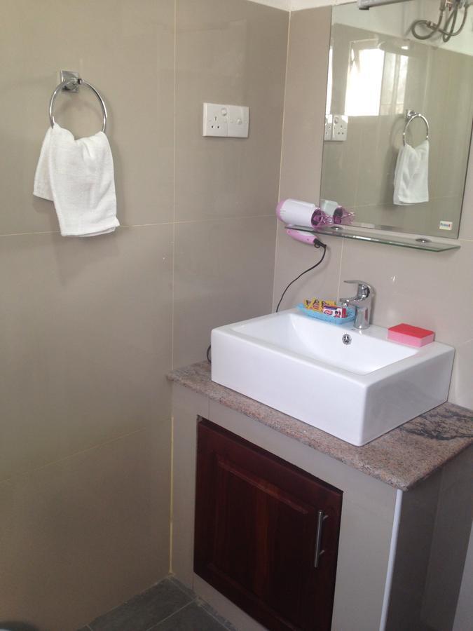 Queens Park Apartment