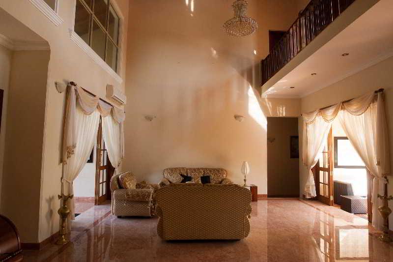 Alankara Villa *