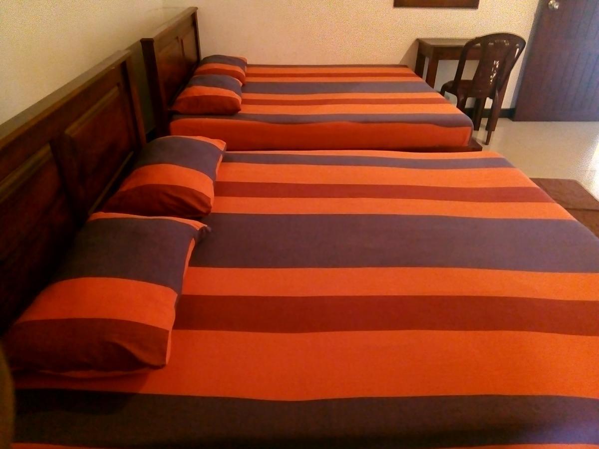 Inn Blue Moon *