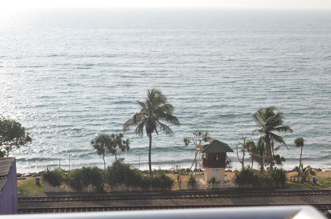 Modern Beachside Luxury Apartment Colombo