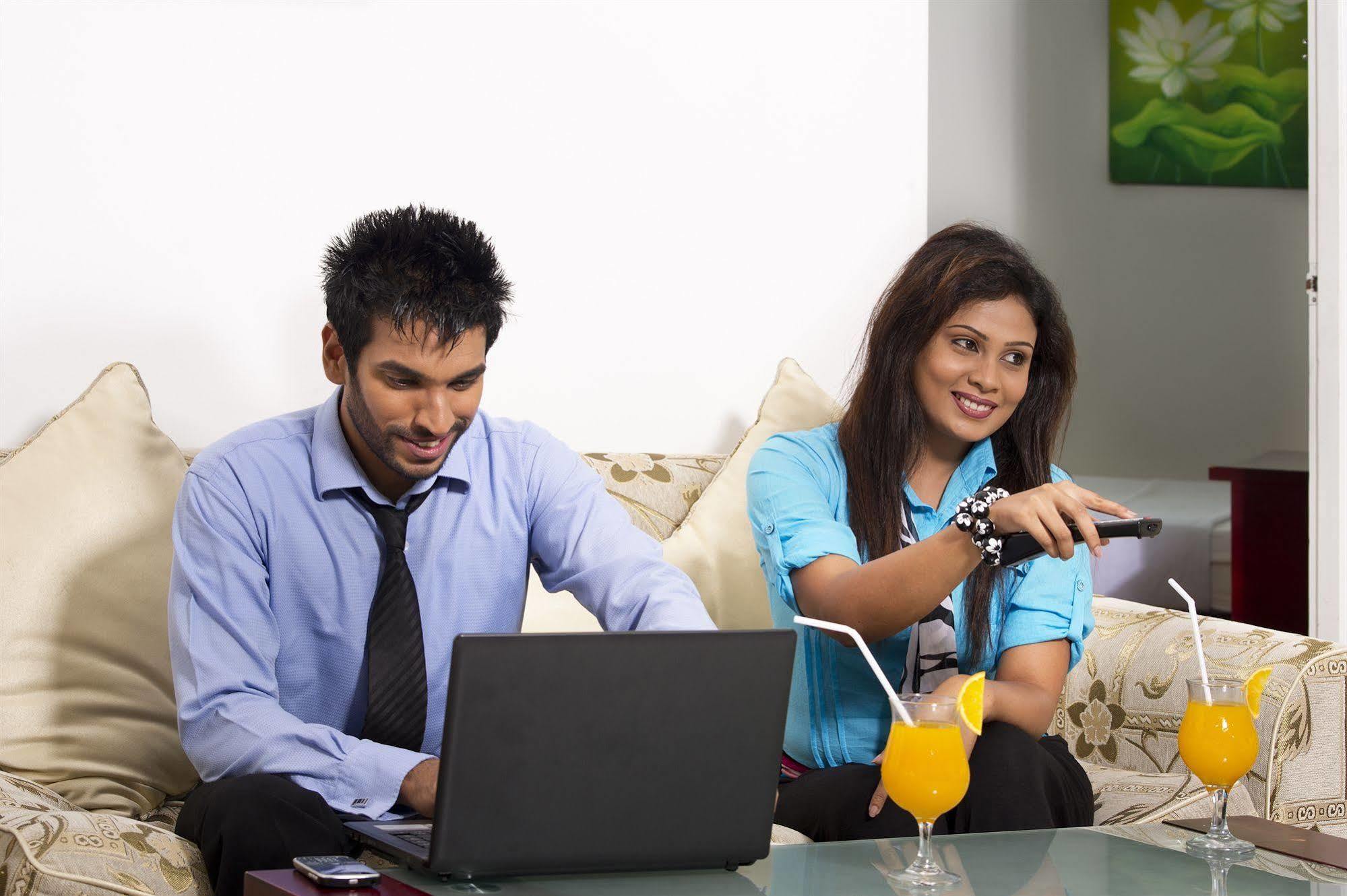 Hotel Global Towers & Colombo