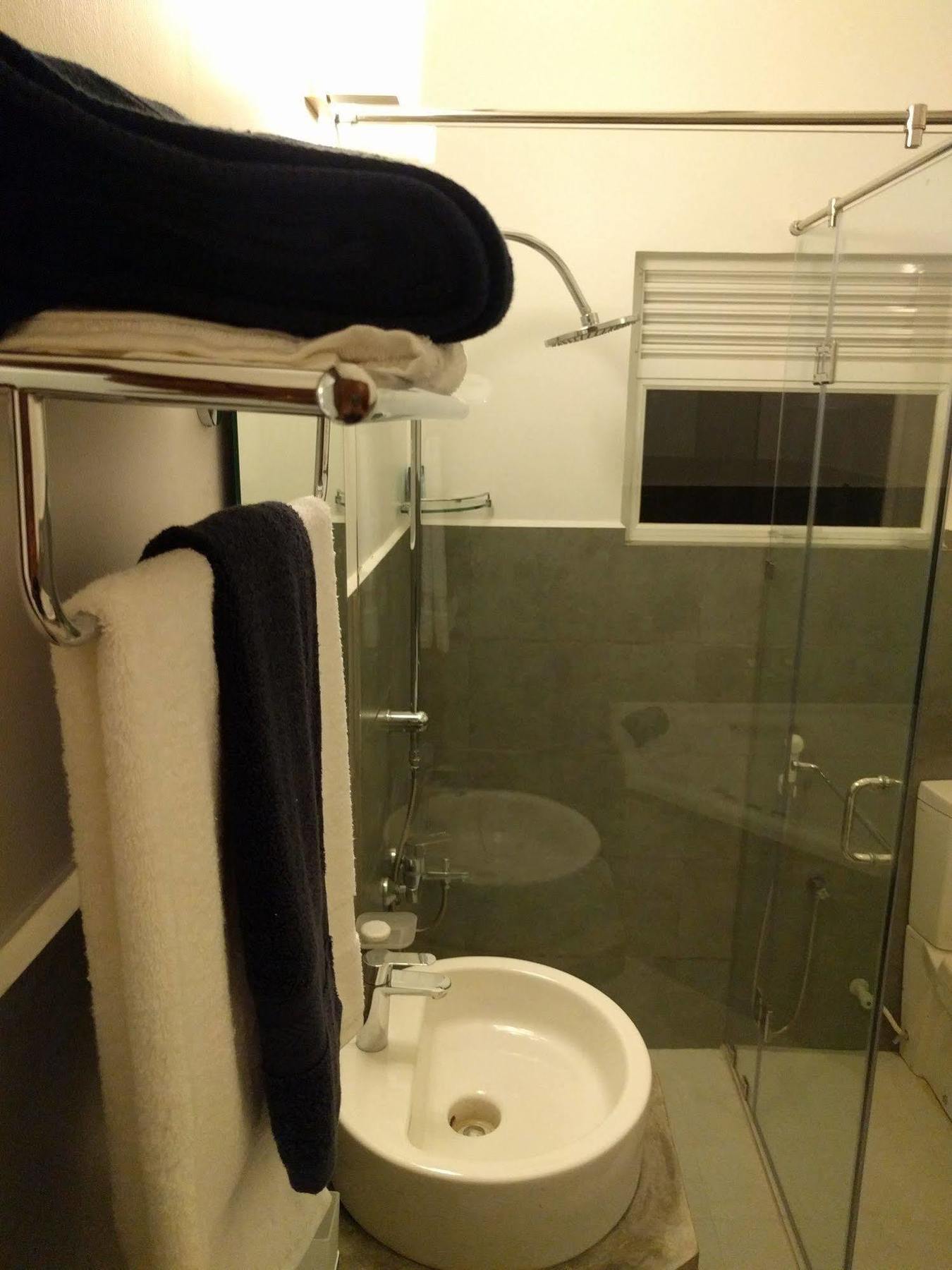 The Hotel Colombo