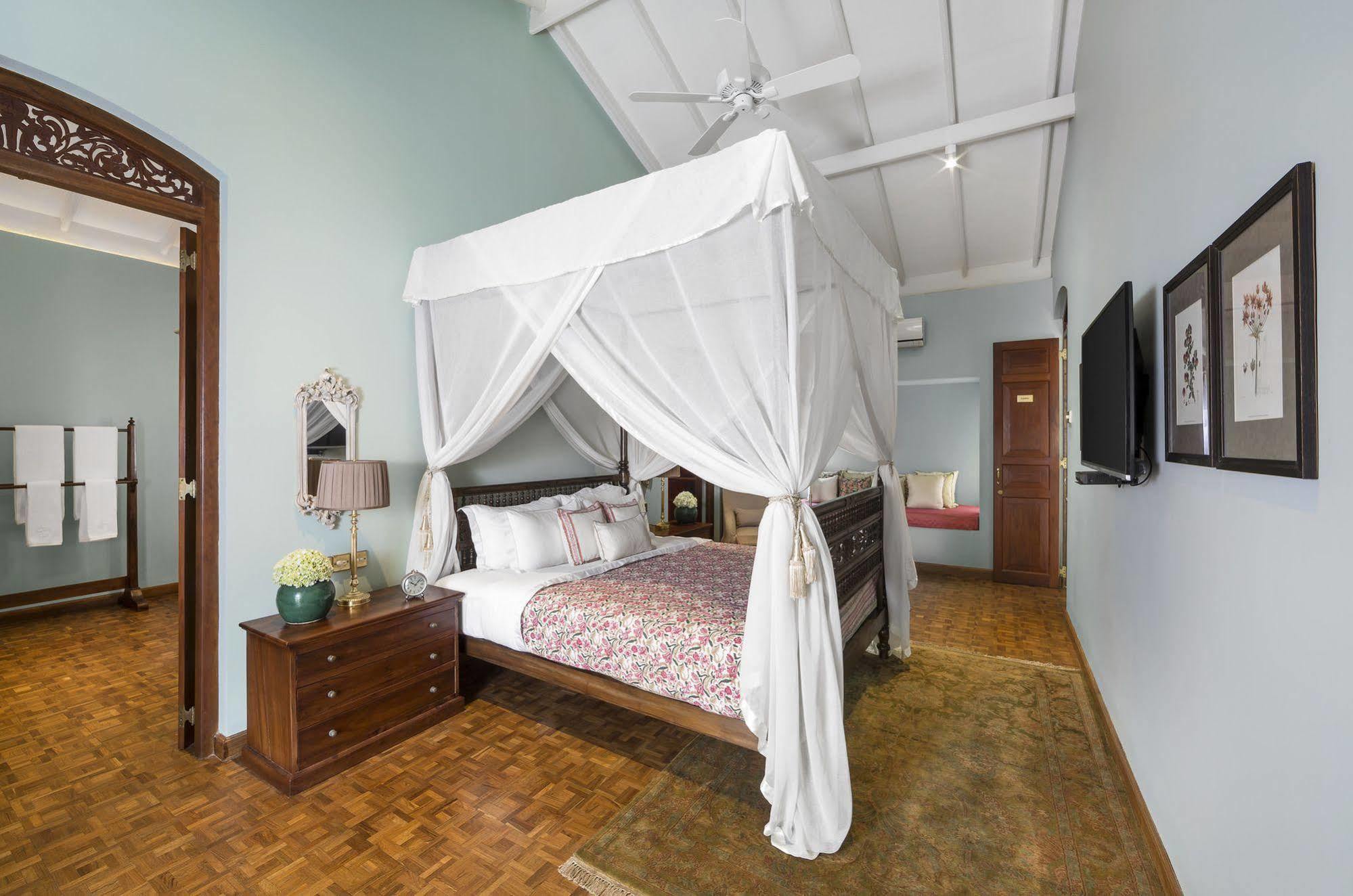 Maniumpathy 5* Colombo