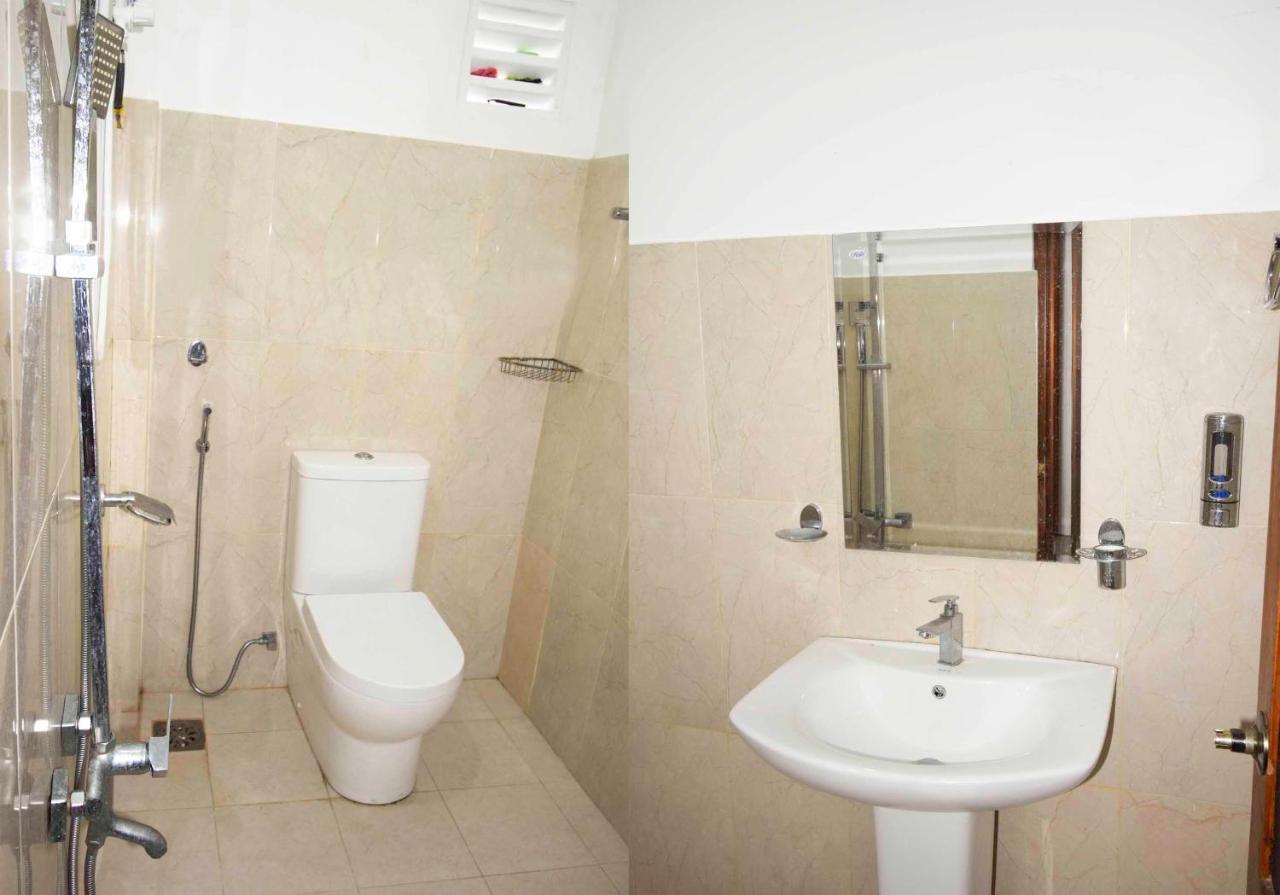 Yoho Regent 06 Hotel 2*