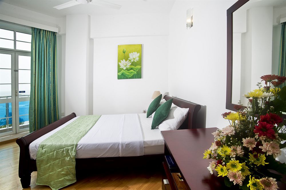 Hotel Global Towers &
