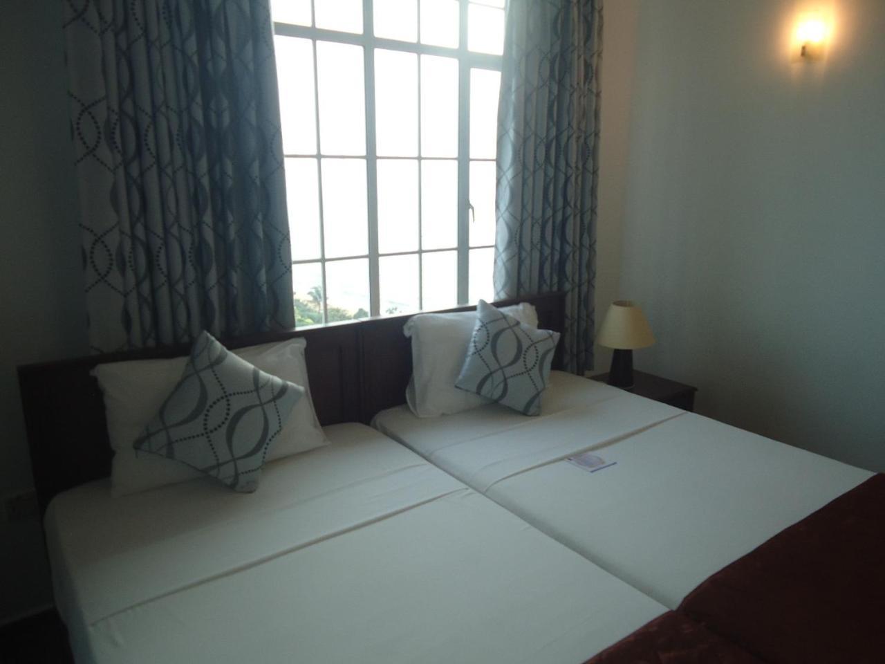 Hotel Global Towers & Colombo