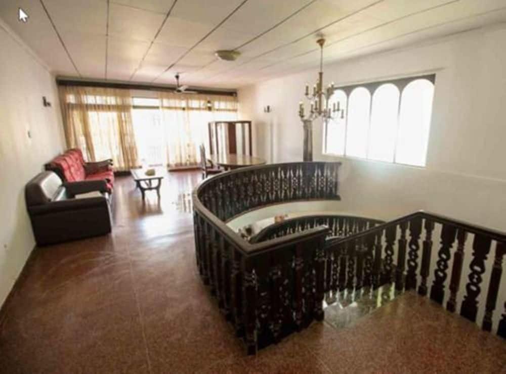 Bed & Breakfast Relax On Colombo