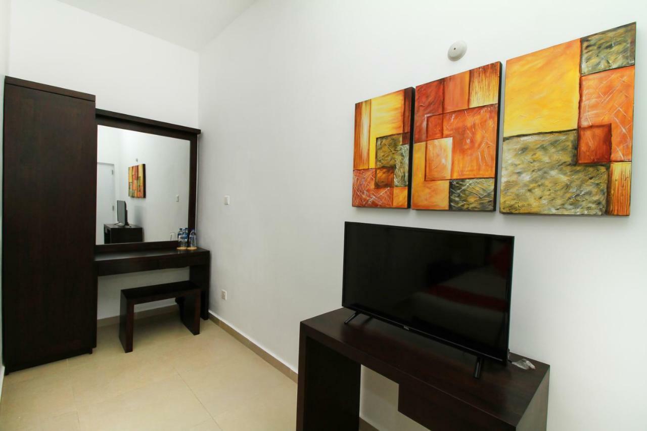 Apartment 03 *