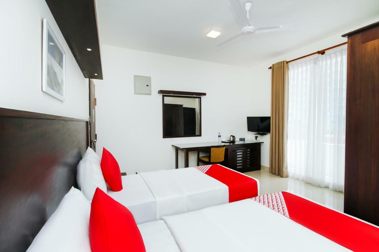 Nelly Marine Hotel
