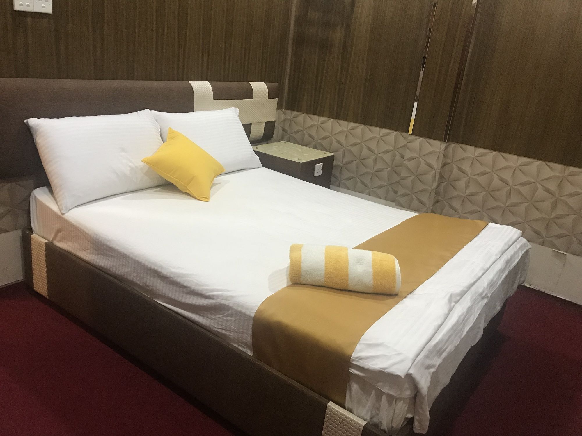 Oyo 112 Al Manaal Residency