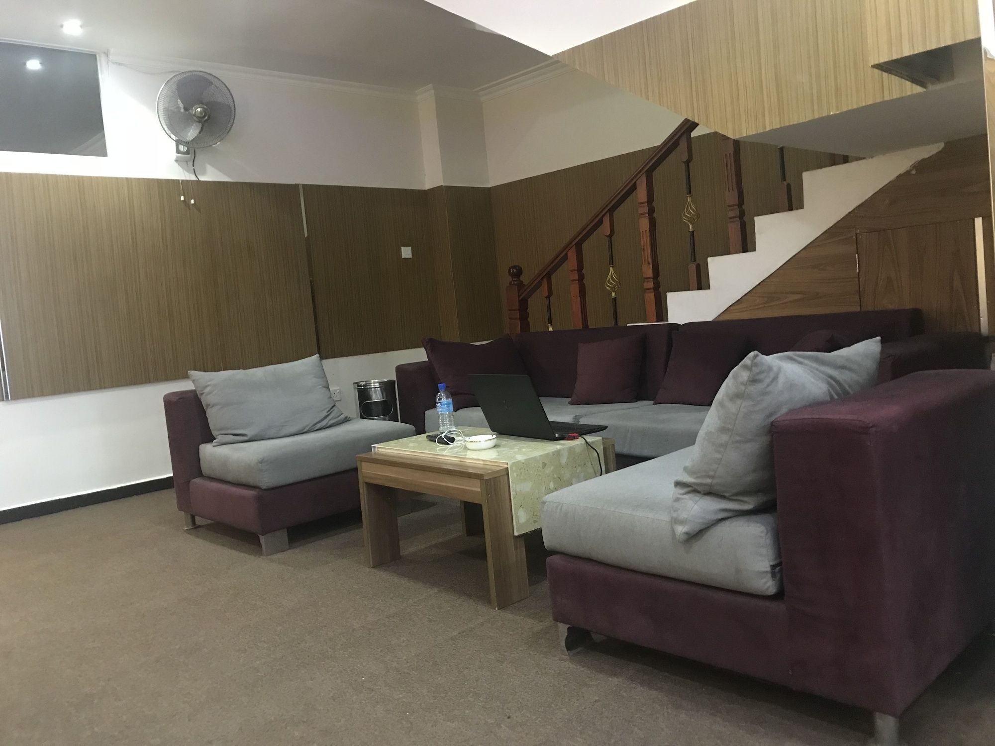 Hotel Oyo 112 Al Manaal Residency Colombo