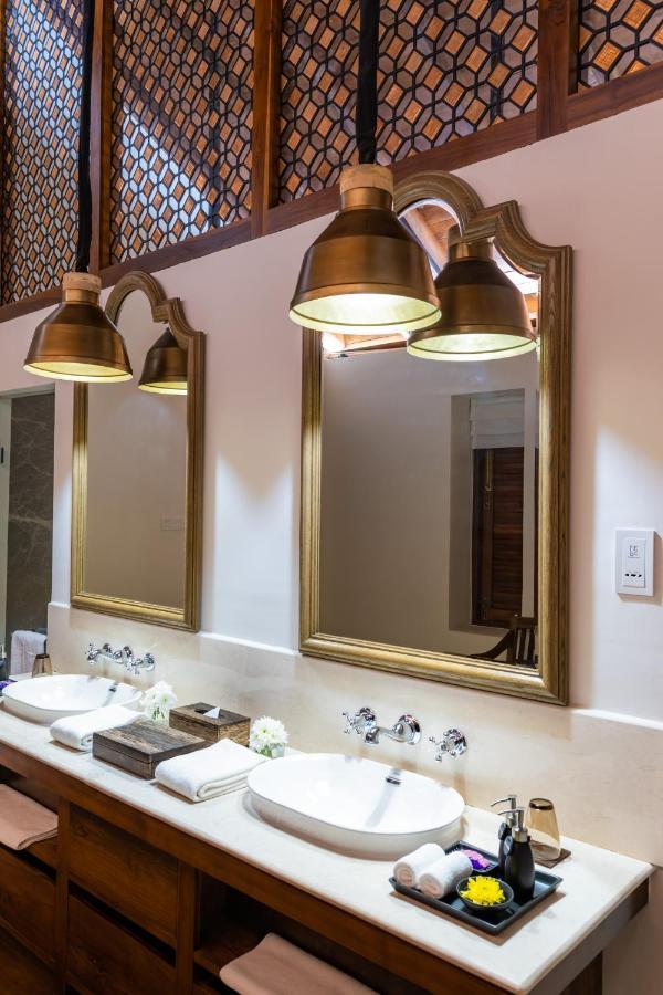 Ishq Villa *
