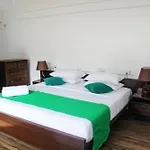 Residence @ 7