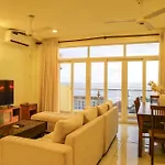 Luxury Ocean View Apt