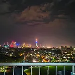 Oval View By Cityscape