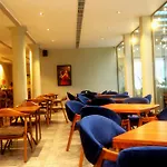 Fairway Colombo - Sri Lanka\'S First Hotel With Robot Technology