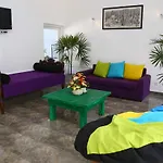 Lanka Hostels Colombo Lhc