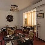 Pearl Royal Hotel, Colombo