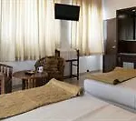 Zen Rooms Shrubbery Gardens Bamba