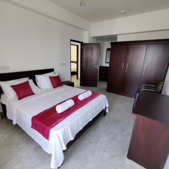 Apartamento Modern In Close Proximity To The Colombo