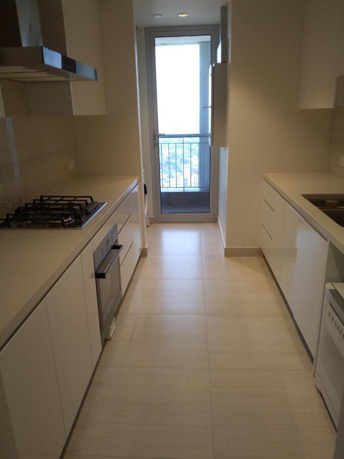 Super Luxury 2 Bedroom In Five Star Centre