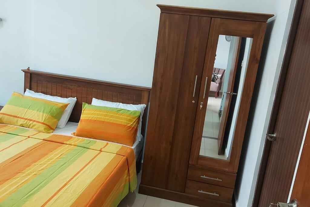Jays - 02 At The Heart Of Convenience Apartment Colombo