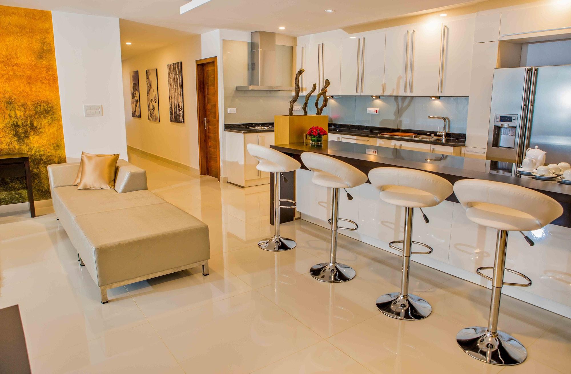 Platinum One Hotel Colombo