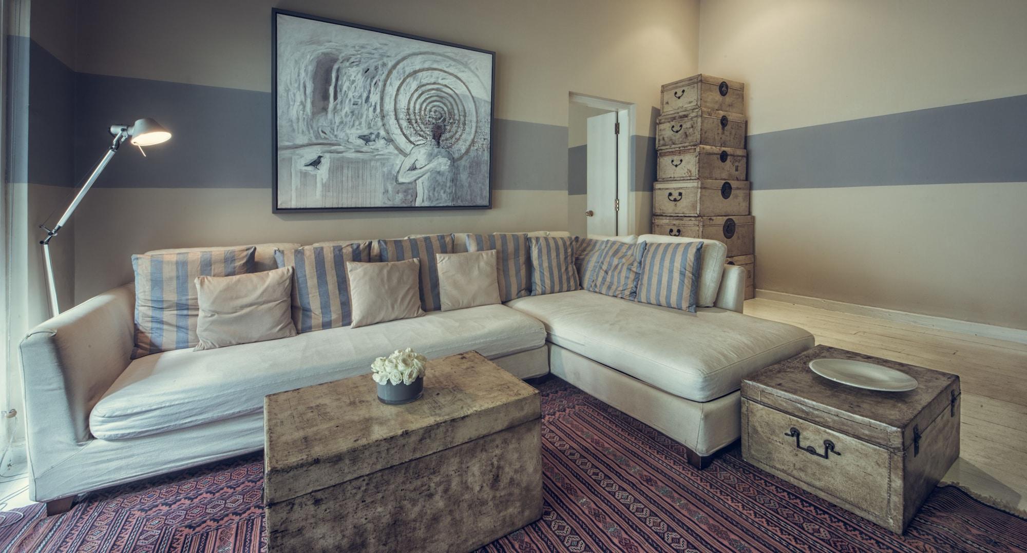 Paradise Road Tintagel 5*
