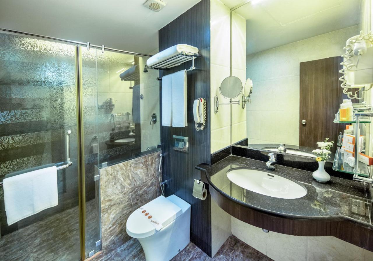 Hotel Pearl Grand By Rathna 4*