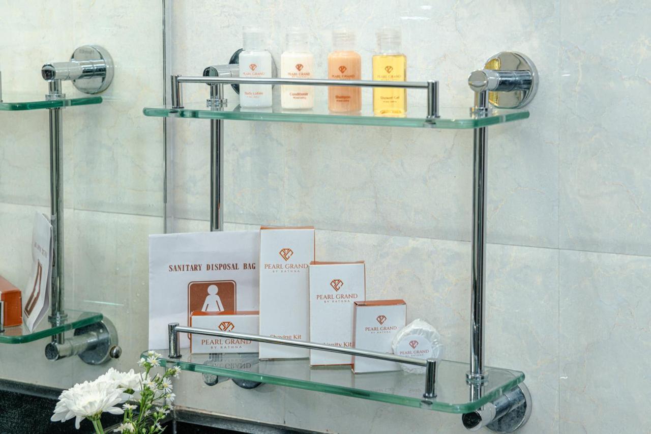 Pearl Grand By Rathna Hotel