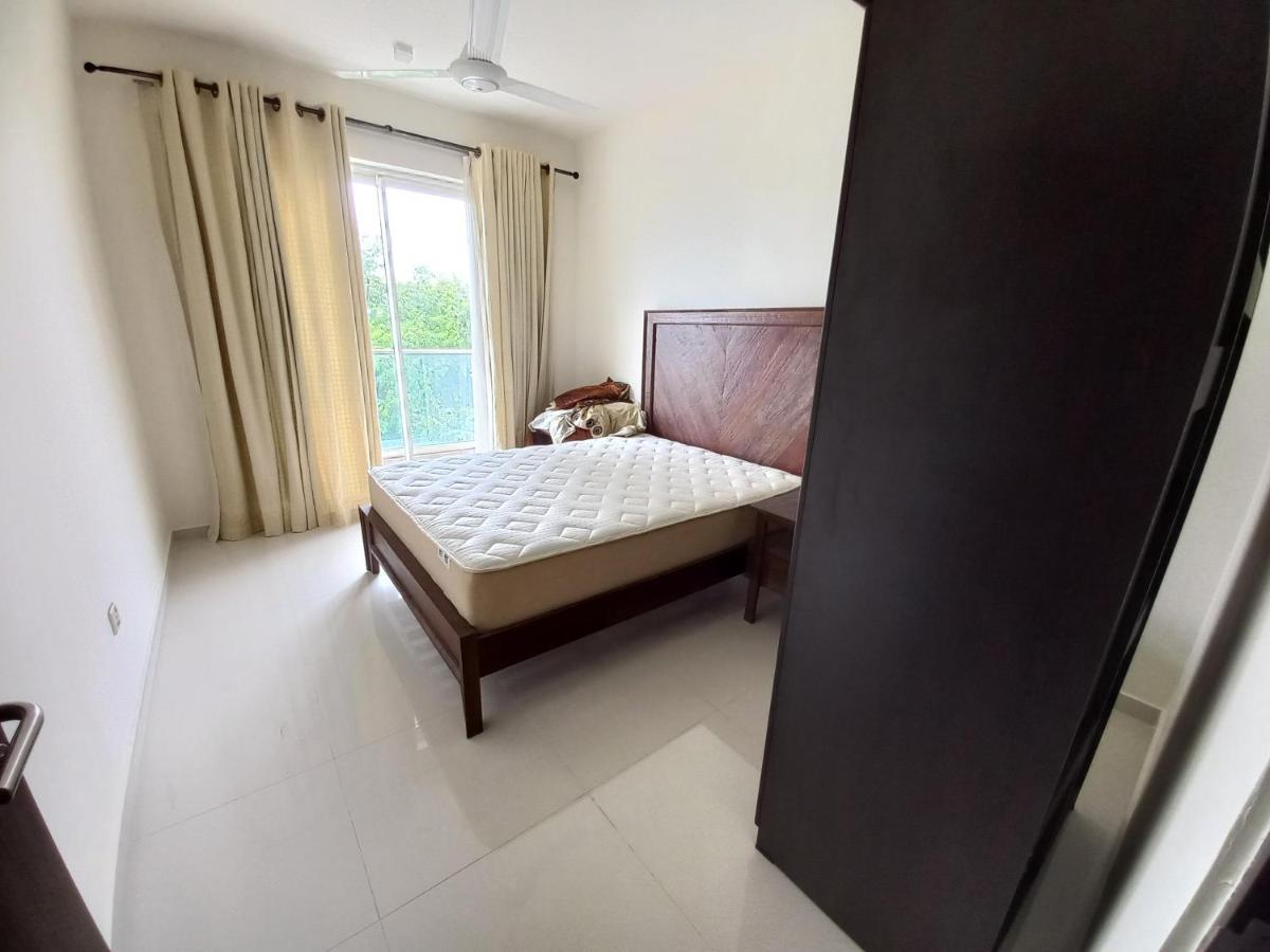 Capital Trust Residencies - Thimbirigasyaya Road Apartamento