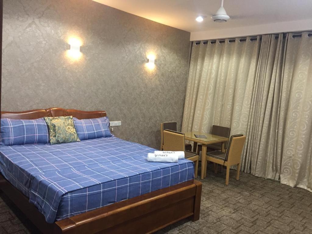 Gihans Beach Hotel *