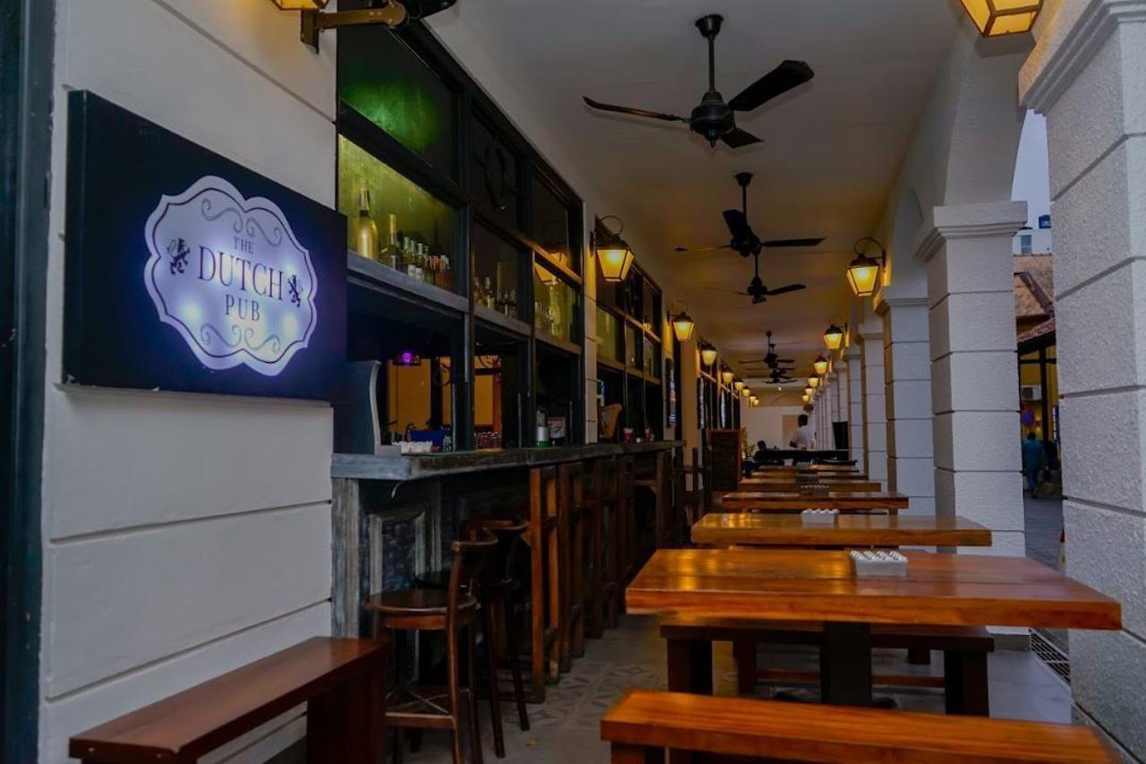 Hotel Fairway - Sri Lanka's First With Robot Technology 4*