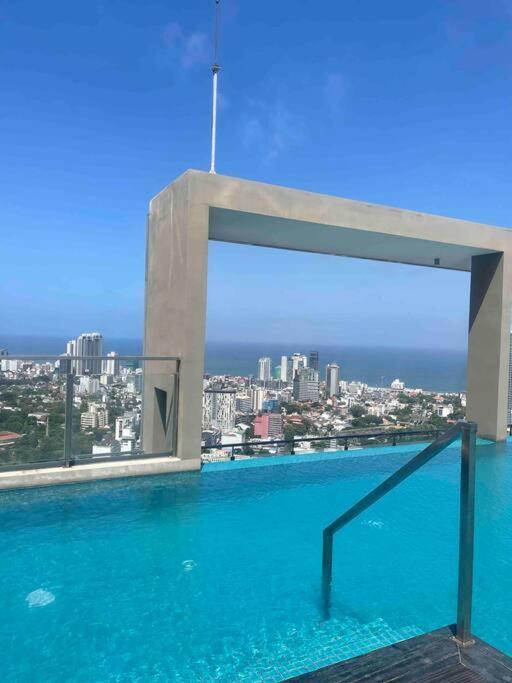 Luna Tower Luxury Colombo