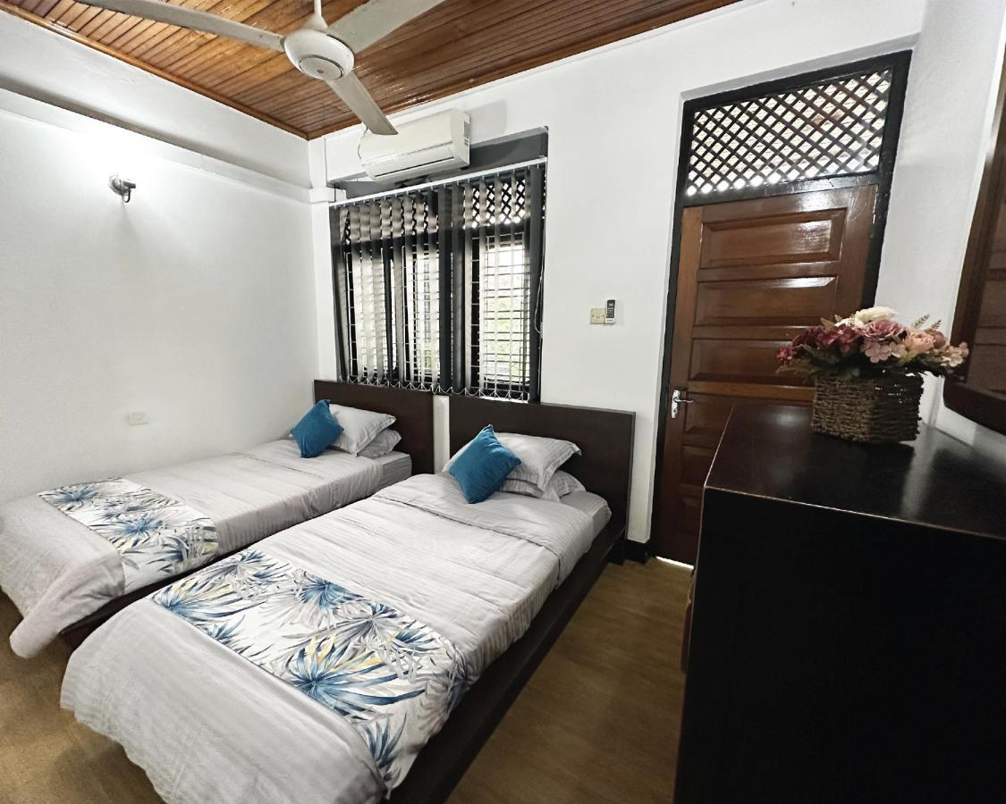 Aadaraya 7 Apartment
