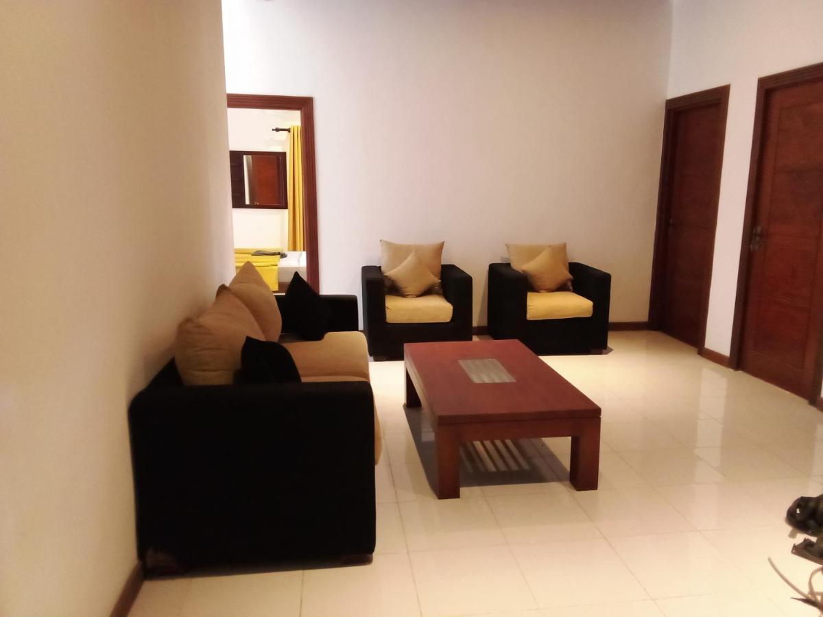 Urban Deck Bed & Breakfast Colombo