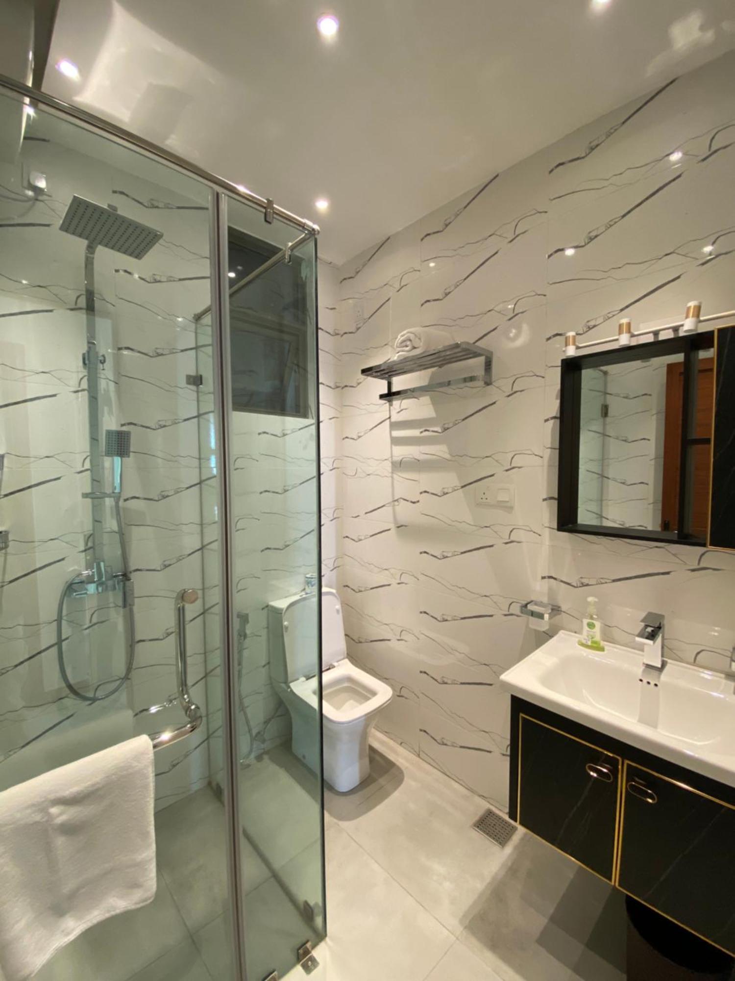 Marine Breeze Residencies Apartment *