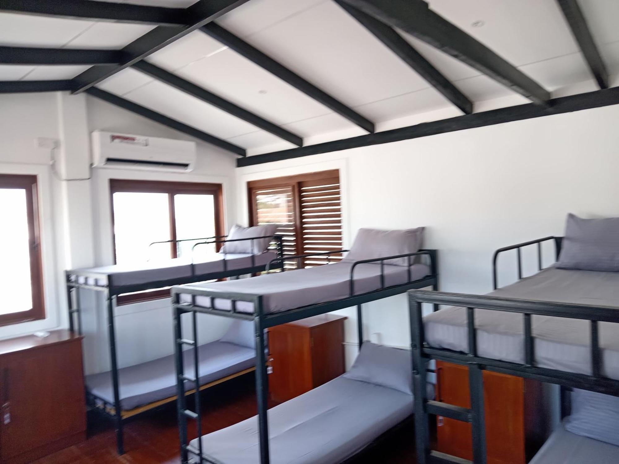 Urban Deck Bed & Breakfast Colombo