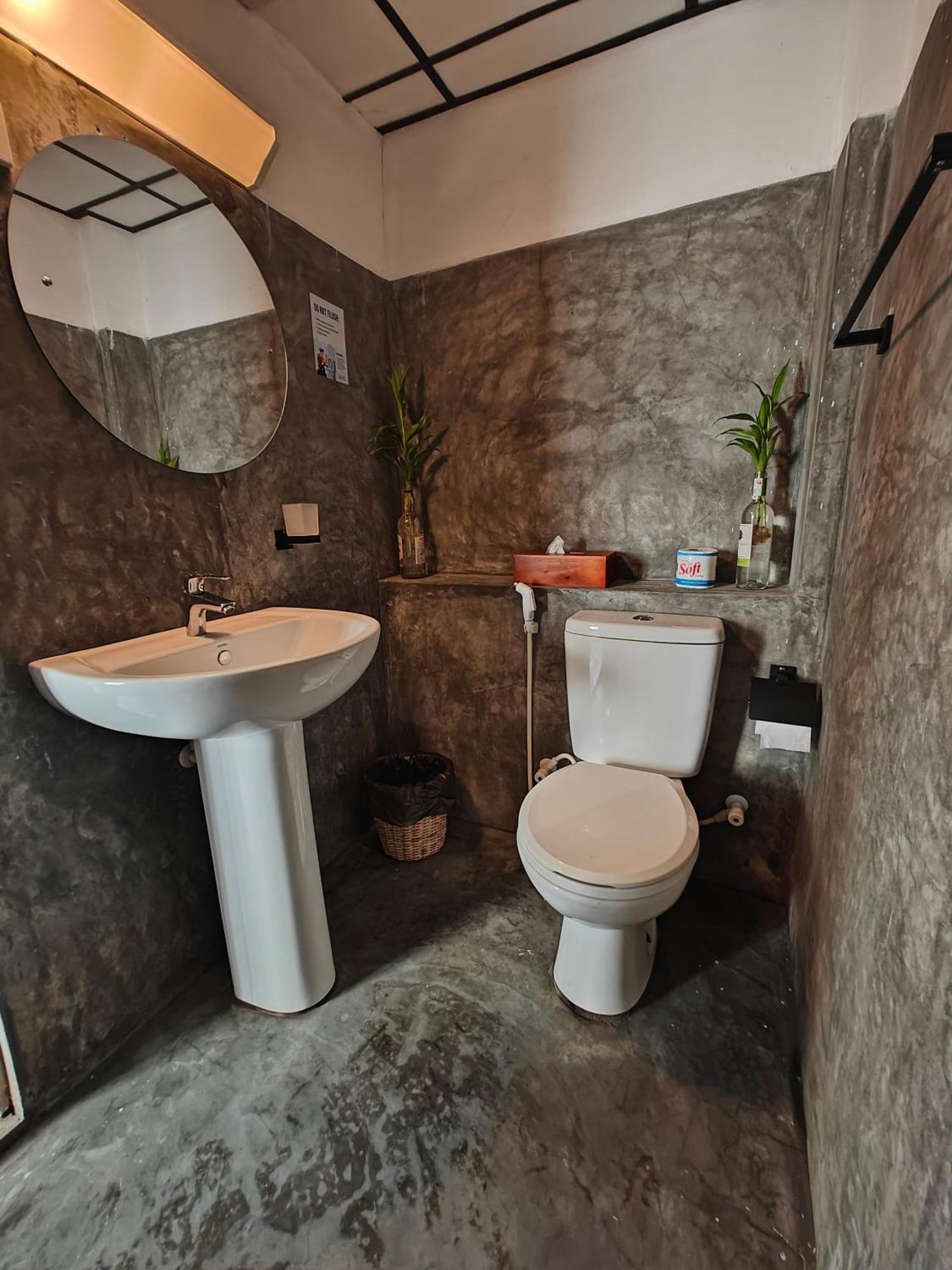 Hotel Palmyrah Residencies