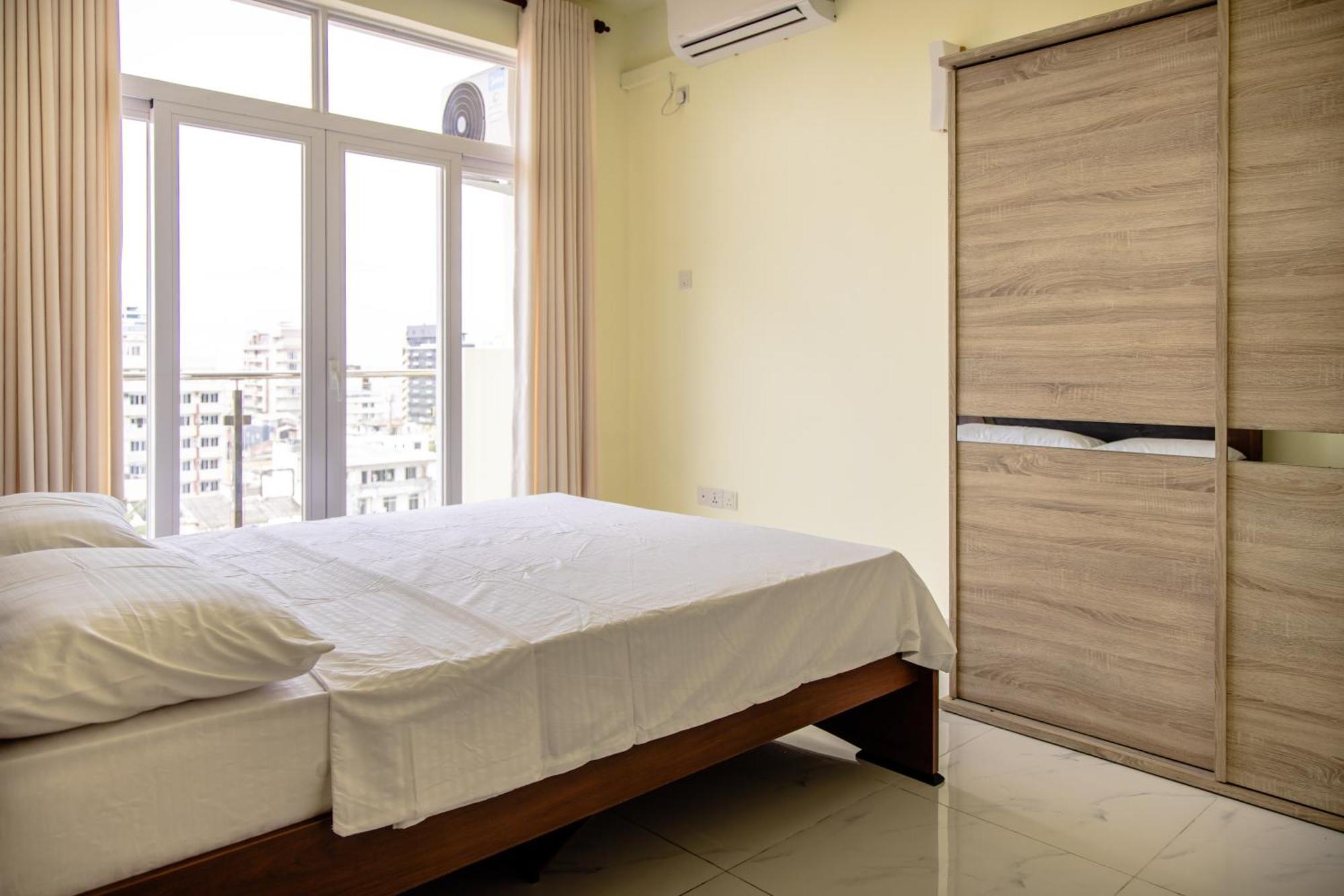 Luxury Ocean View Apartment Colombo