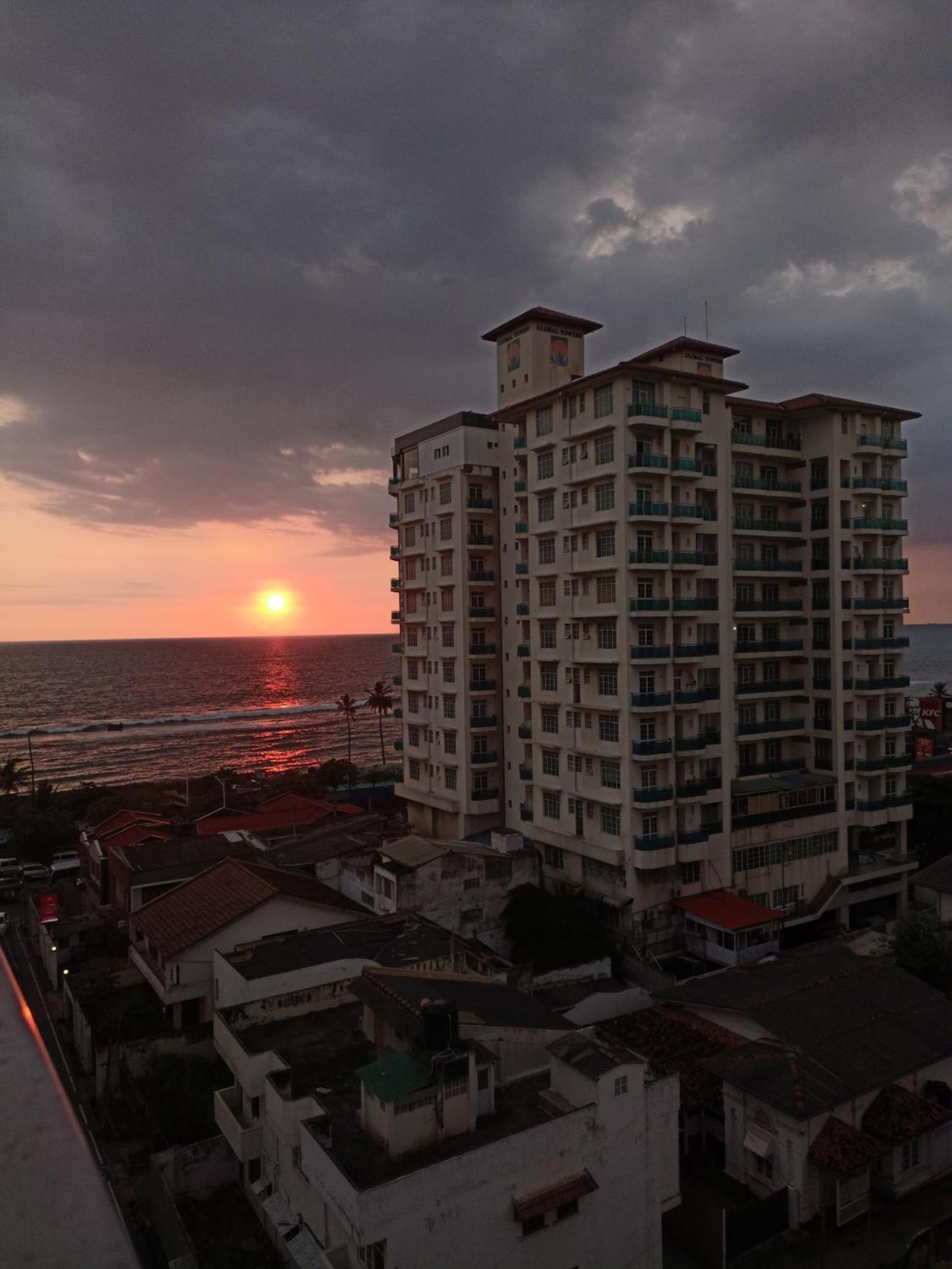 Apartamento Marine Breeze Residencies *