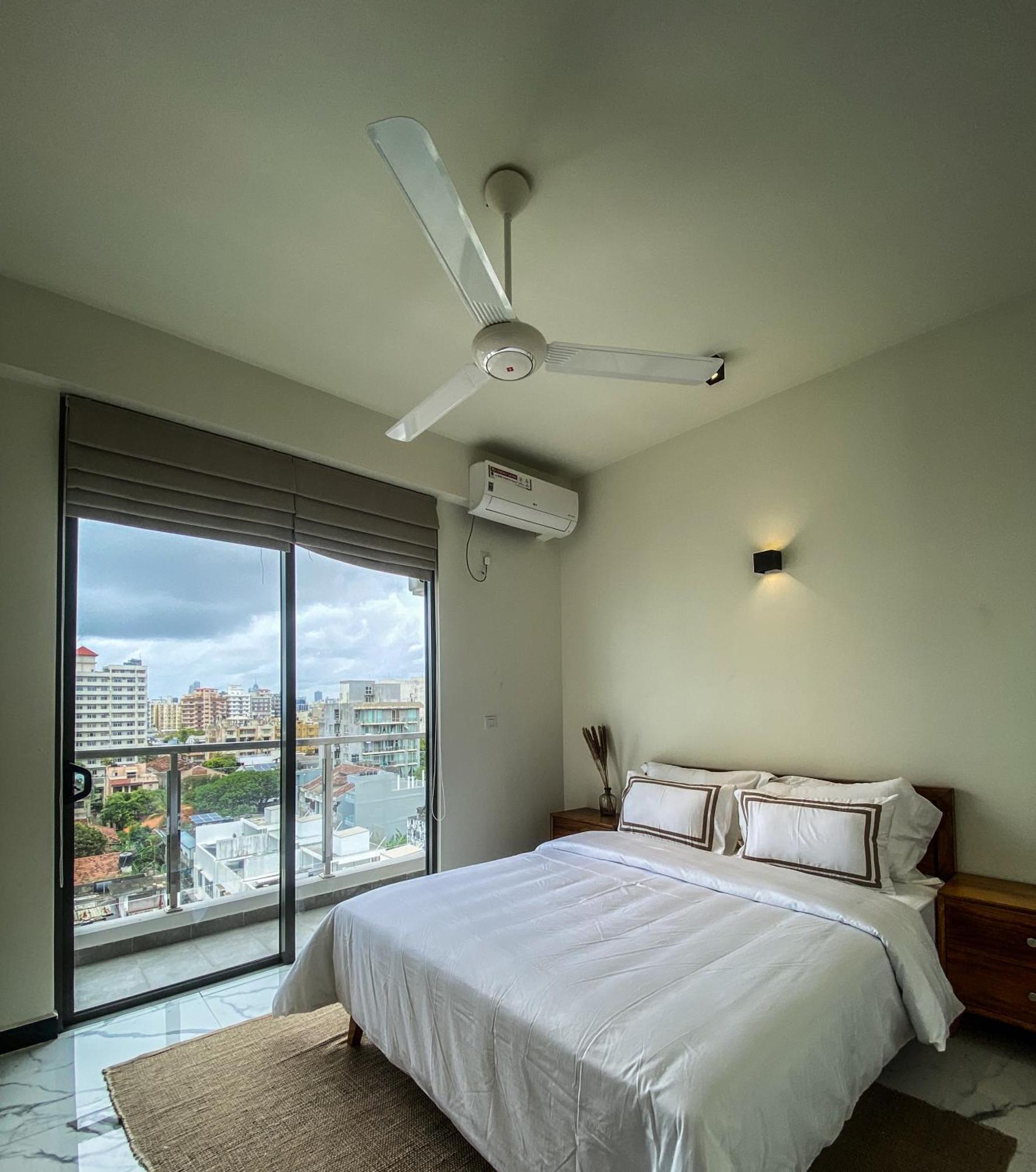 Marine Breeze Residencies