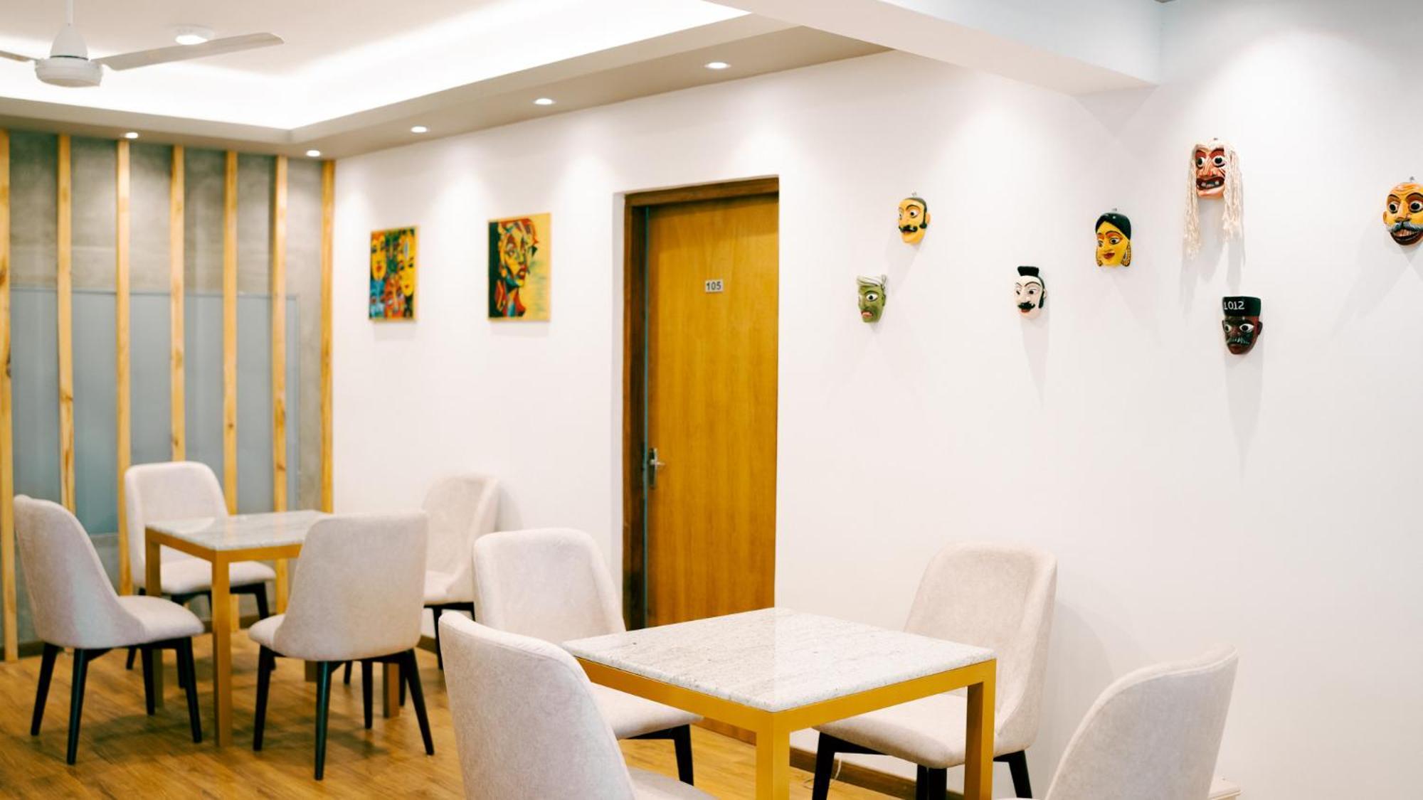 Havelock Hostel, *