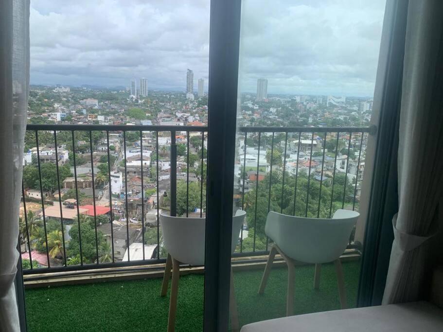 Apartment Family In Colombo